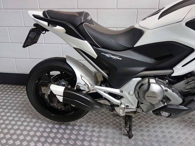 honda - nc-700-x-dct