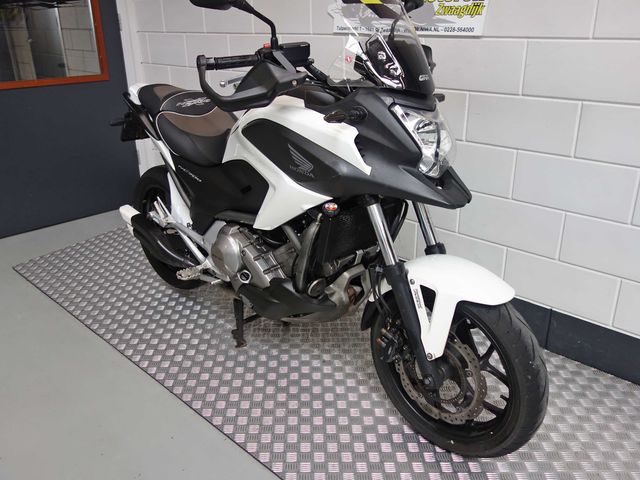 honda - nc-700-x-dct