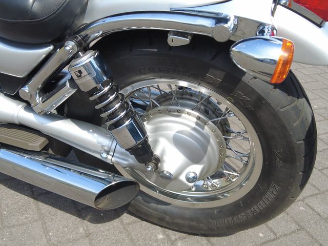 suzuki - vs-800-intruder