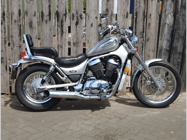 suzuki - vs-800-intruder