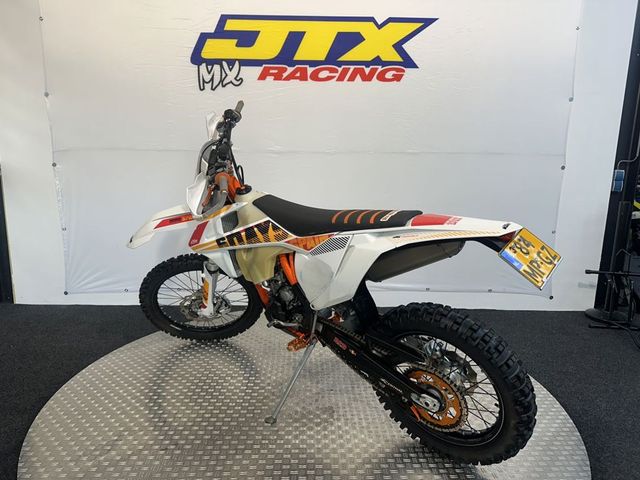 ktm - 350-exc-f-six-days
