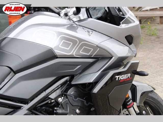 triumph - tiger-800-sport