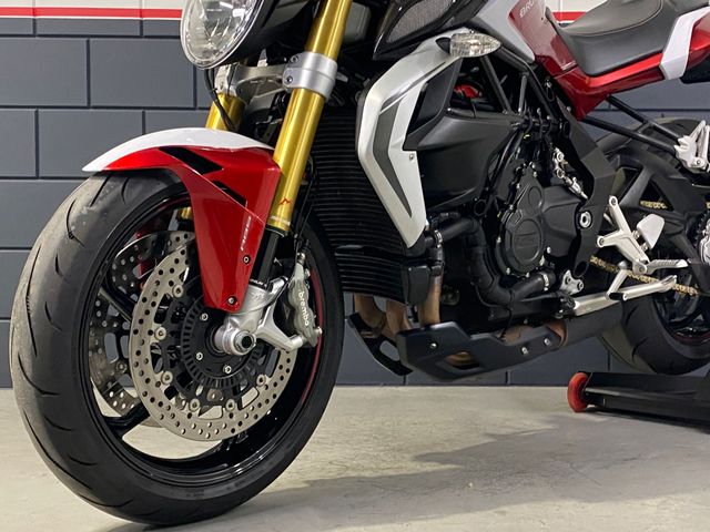 mv-agusta - brutale-800-rr