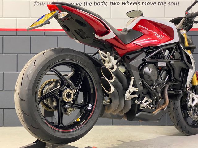 mv-agusta - brutale-800-rr