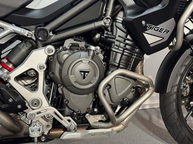 triumph - tiger-1200-gt-pro