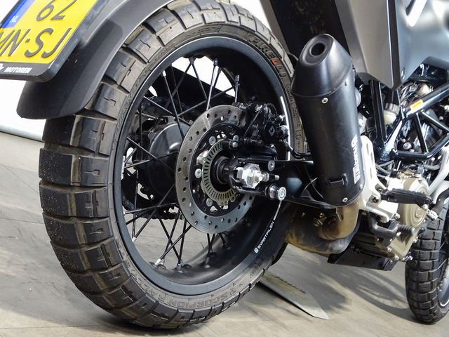 husqvarna - svartpilen-401