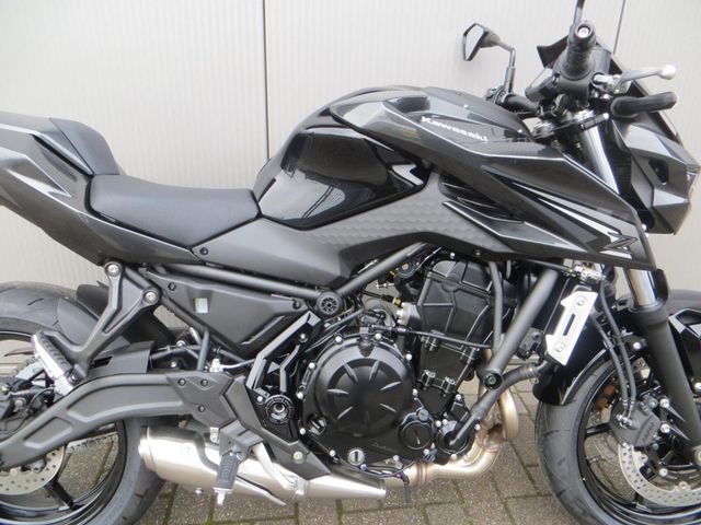 kawasaki - z650-s
