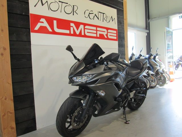kawasaki - ninja-650