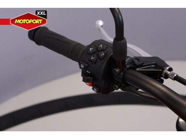 triumph - street-triple-765-r