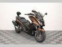 KYMCO AK 550