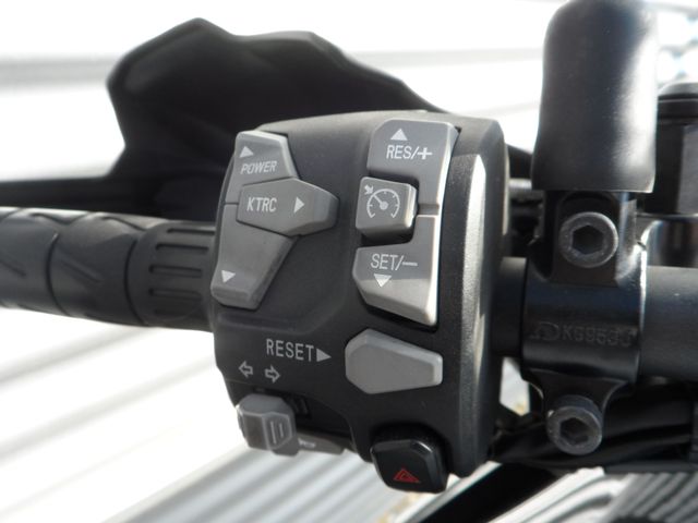 kawasaki - versys-1000