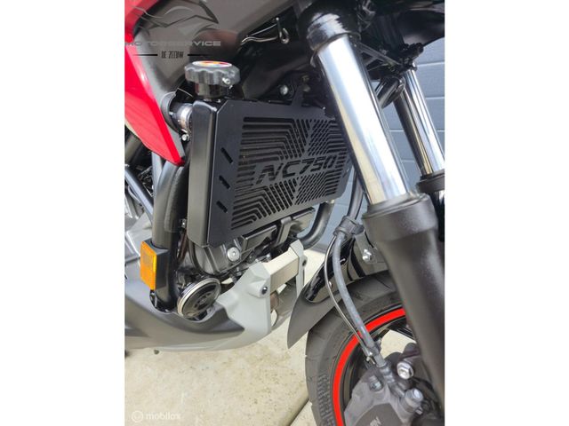 honda - nc-750-x-dct