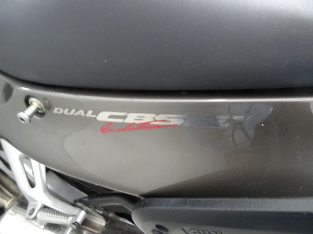 honda - cbr-1100--xx-super-blackbird