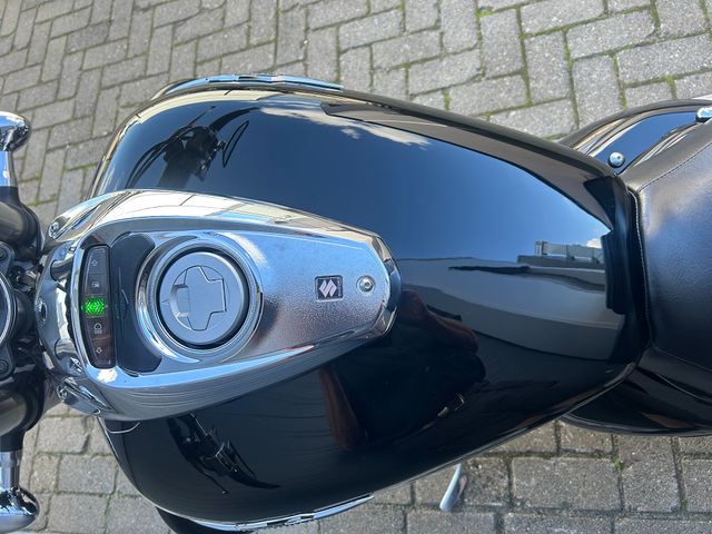 suzuki - intruder-m-800