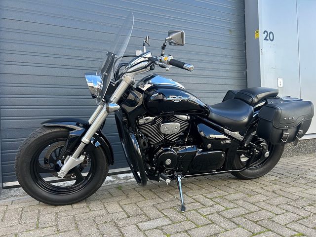 suzuki - intruder-m-800