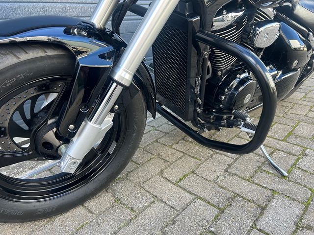 suzuki - intruder-m-800