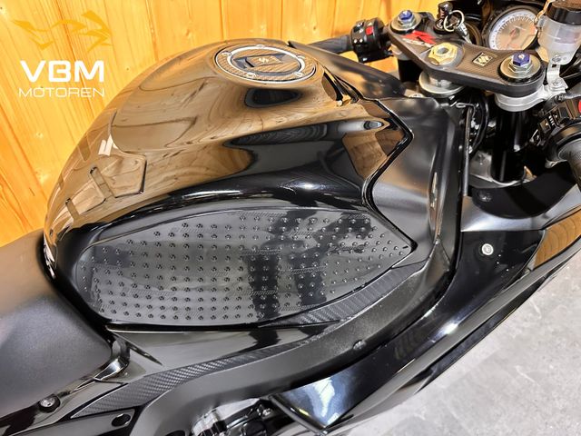 suzuki - gsx-r-750