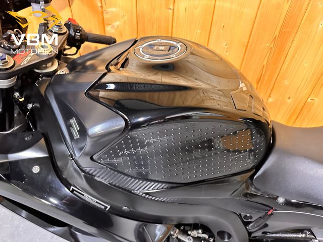 suzuki - gsx-r-750