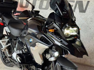 BMW R 1250 GS TRIPLE BLACK – foto 4