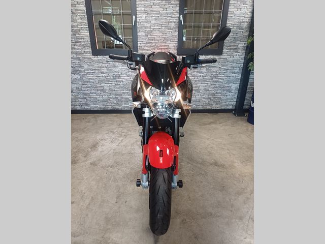 aprilia - sl-750-shiver