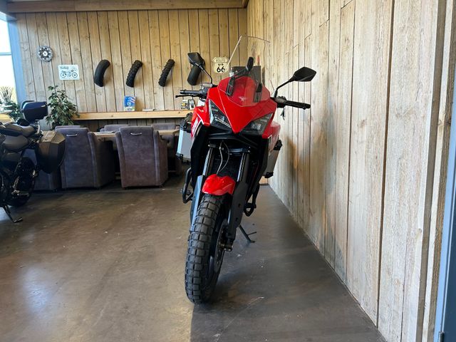 moto-morini - x-cape