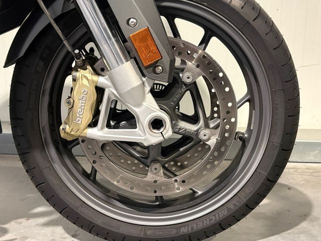 bmw - r-1200-rs