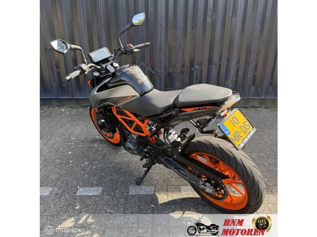 ktm - 390-duke-abs