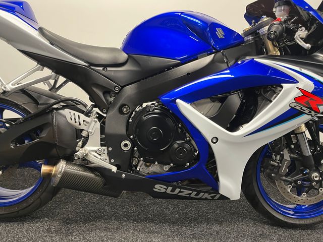 suzuki - gsx-r-600