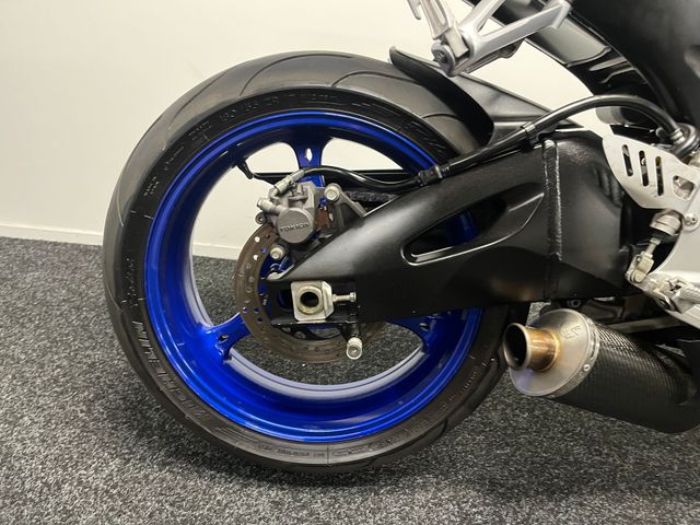 suzuki - gsx-r-600