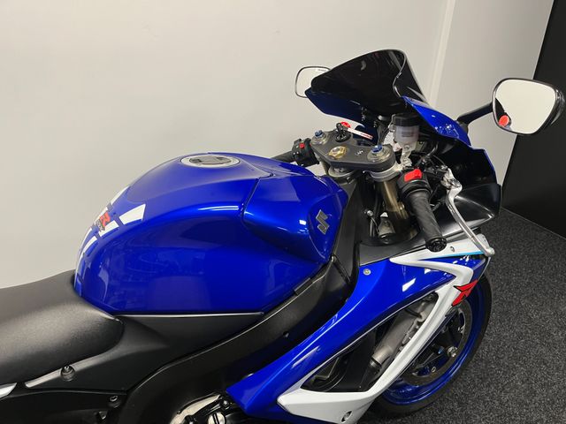 suzuki - gsx-r-600