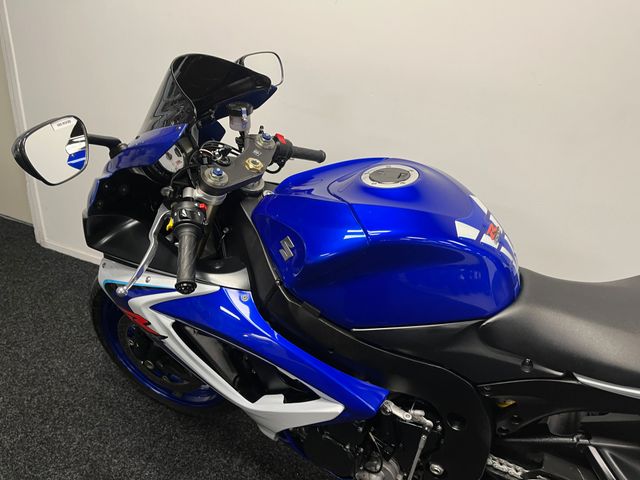 suzuki - gsx-r-600