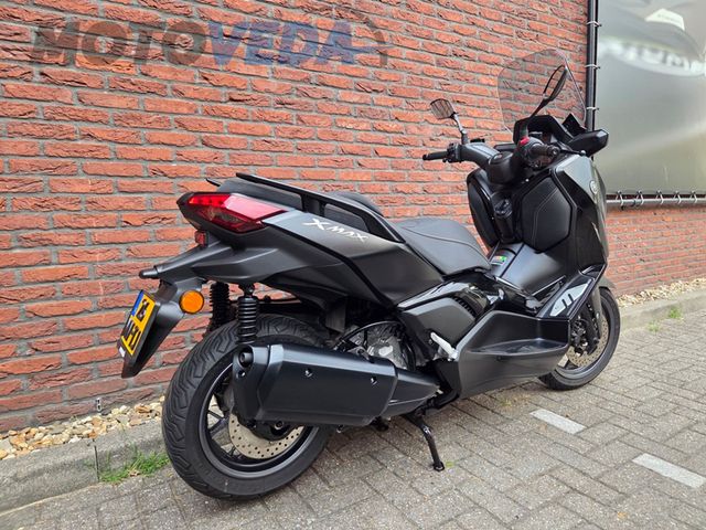yamaha - x-max-300-tech-max