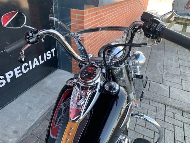 harley-davidson - heritage-softail-classic-103-flstc