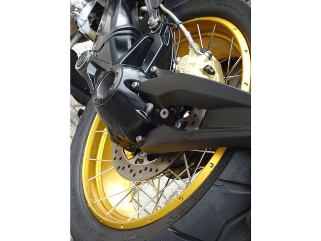 bmw - r-1250-gs-adventure