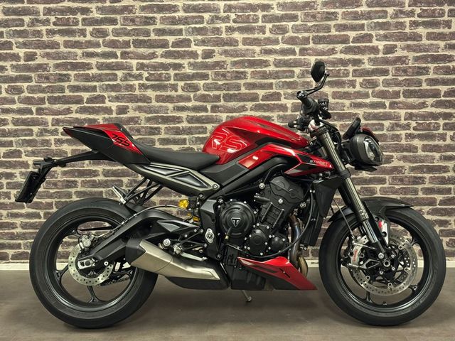 triumph - street-triple-rs