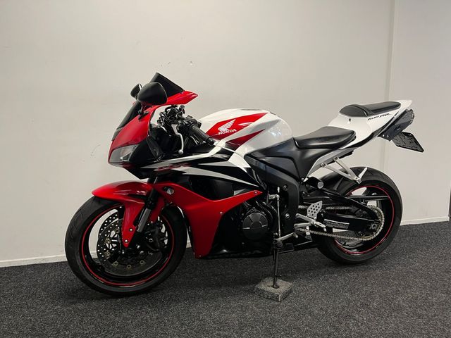 honda - cbr-600-rr