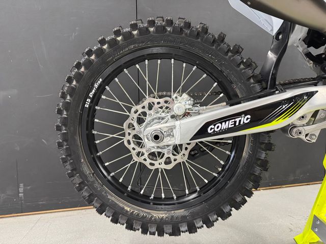 triumph - tr-450-x-rc