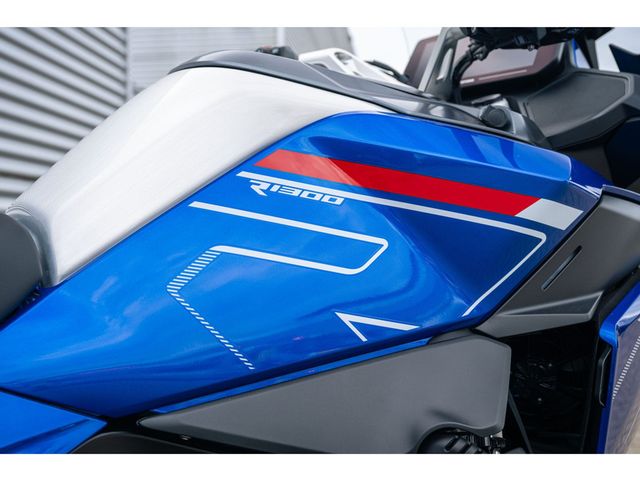 bmw - r-1300-rt
