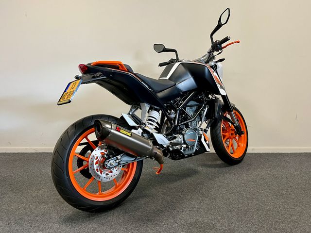 ktm - 125-duke