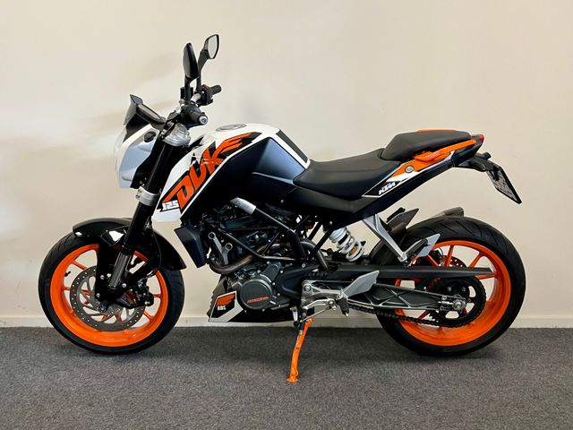 ktm - 125-duke