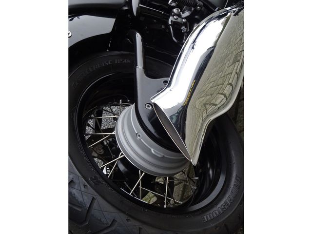 bmw - r-18