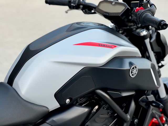 yamaha - mt-07-abs