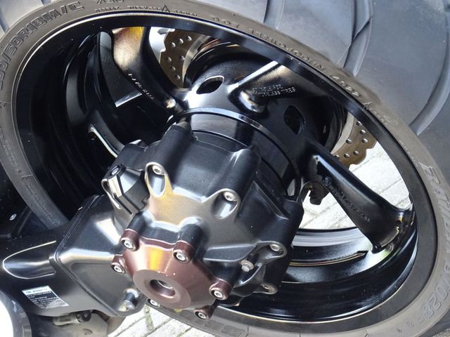 yamaha - vmax