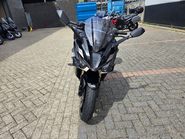 suzuki - gsx-s-1000-gt