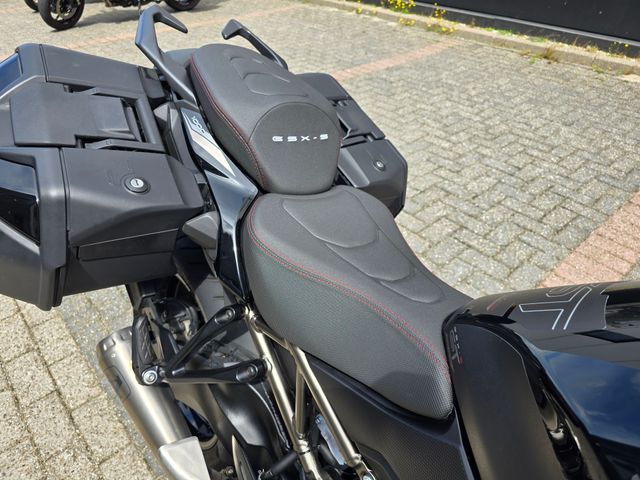 suzuki - gsx-s-1000-gt