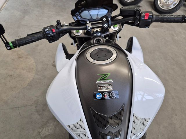 kawasaki - z-800