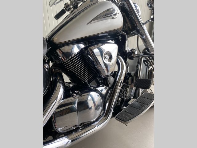 suzuki - 1500-intruder-lc