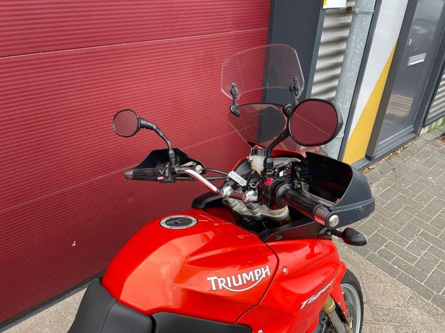 triumph - tiger-1050-abs