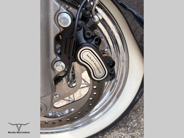 harley-davidson - softail-deluxe
