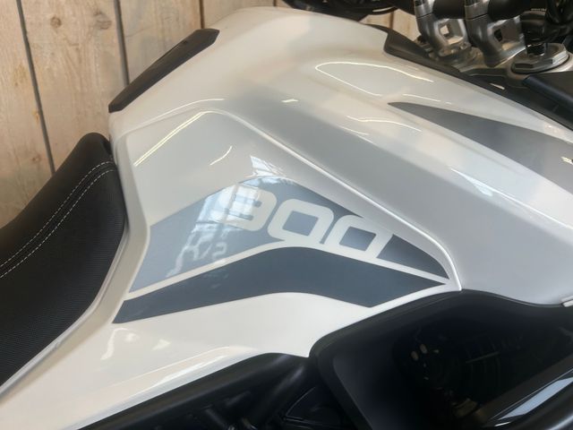 triumph - tiger-900-gt-pro